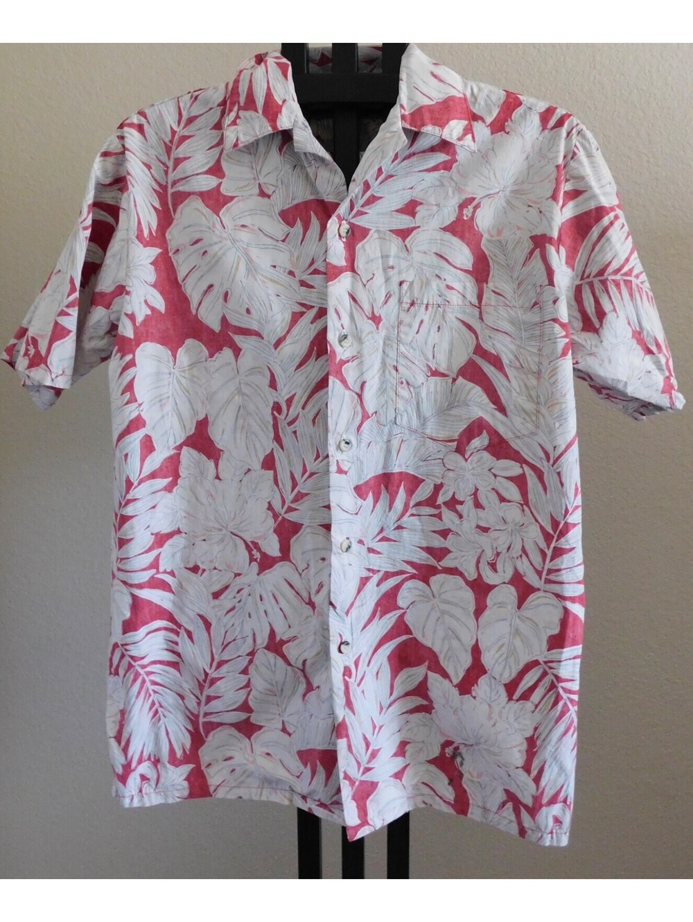 Go Barefoot Hawaiian Shirt Men's Size L Tall Red White Tropical Leaf Made in USA